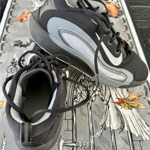 Nike Kids Basketball Sneakers, Youth size 6